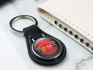 Ferrari Portachiavi Sicuri Pelle Superba Stile Moderno